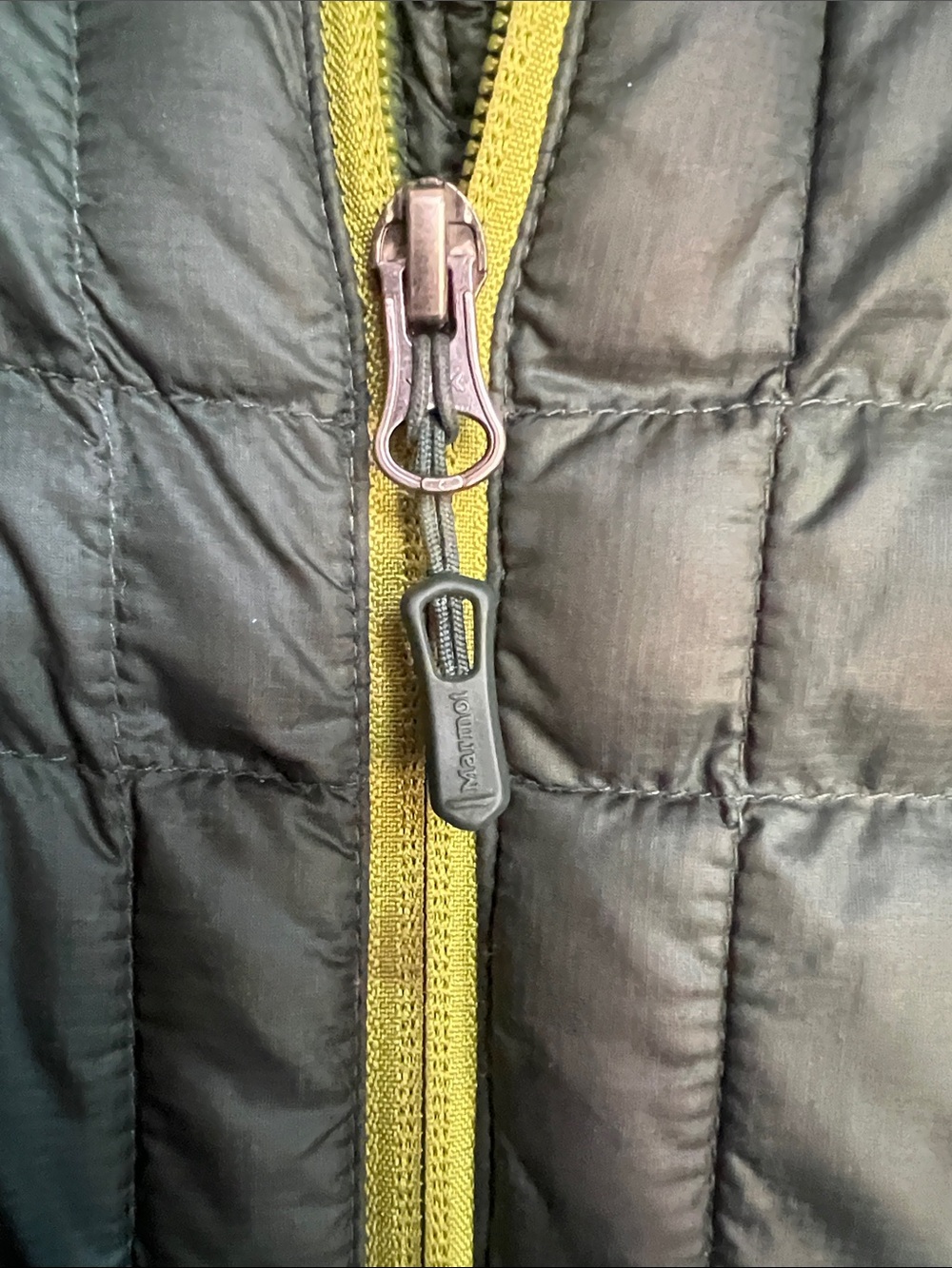 Marmot Dark Green Puffer Jacket with Lime Trim - Picture 9 of 9